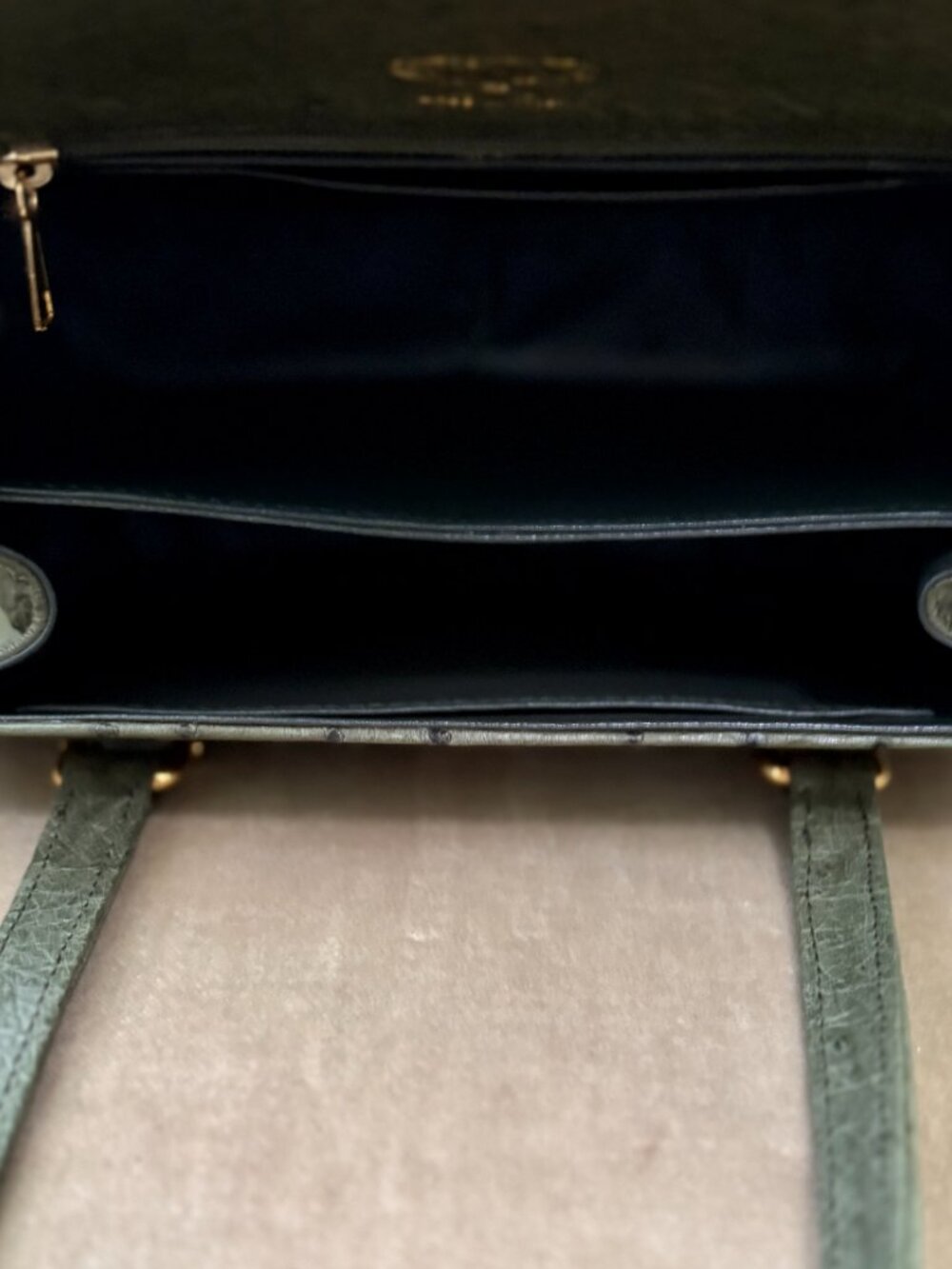 Auth SANTA MARIA Italy Genuine Ostrich Khaki Green Satchel Tote Bag...GORGEOUS! - Picture 8 of 8
